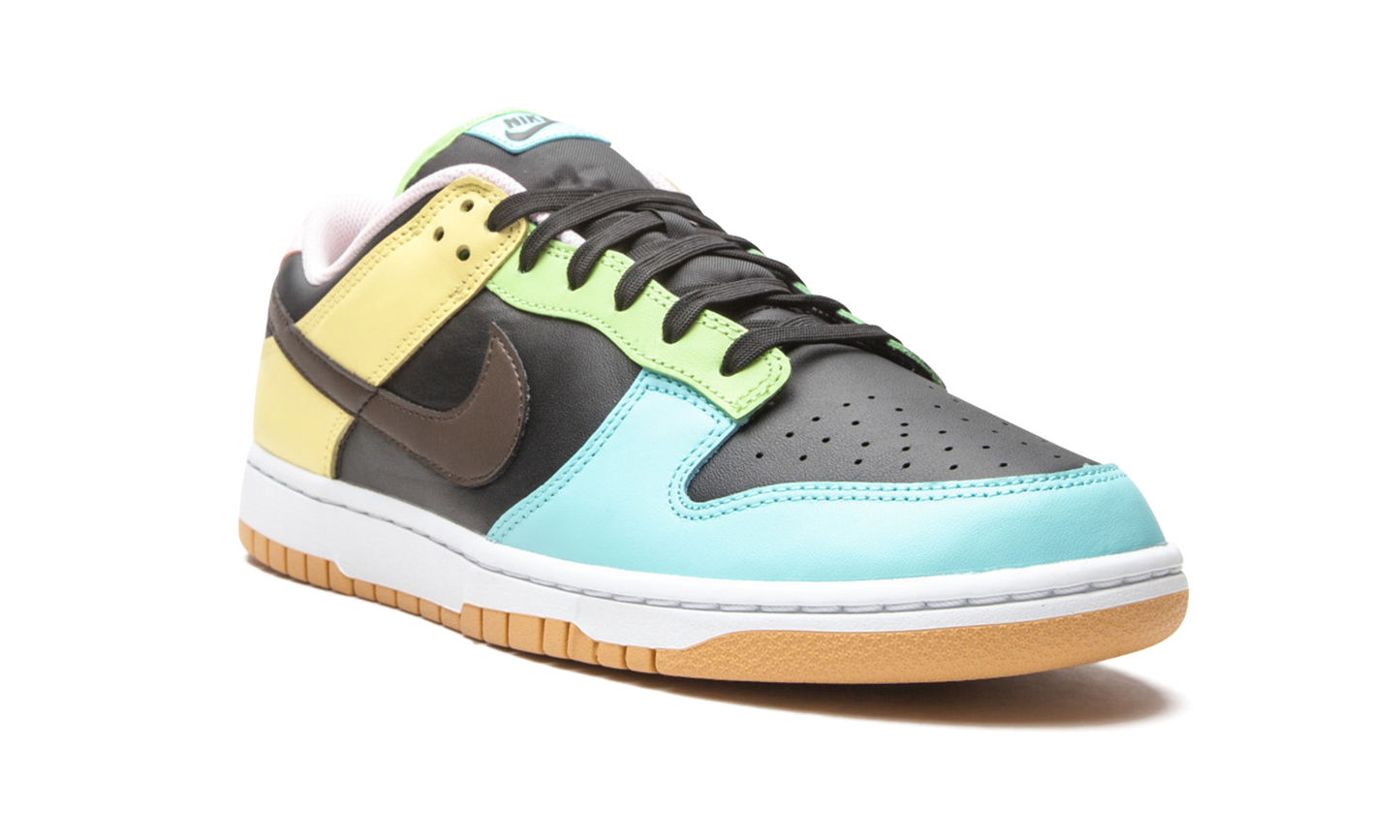 Dunk Low SE "Free 99 - Black" DH0952 001