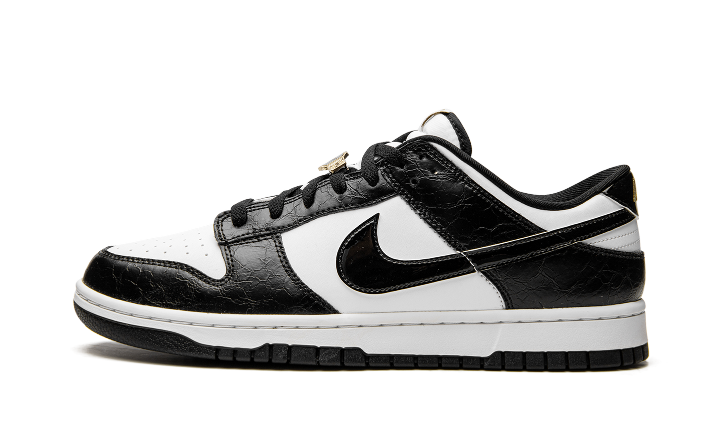 Dunk Low "World Champs - Black White" DR9511 100