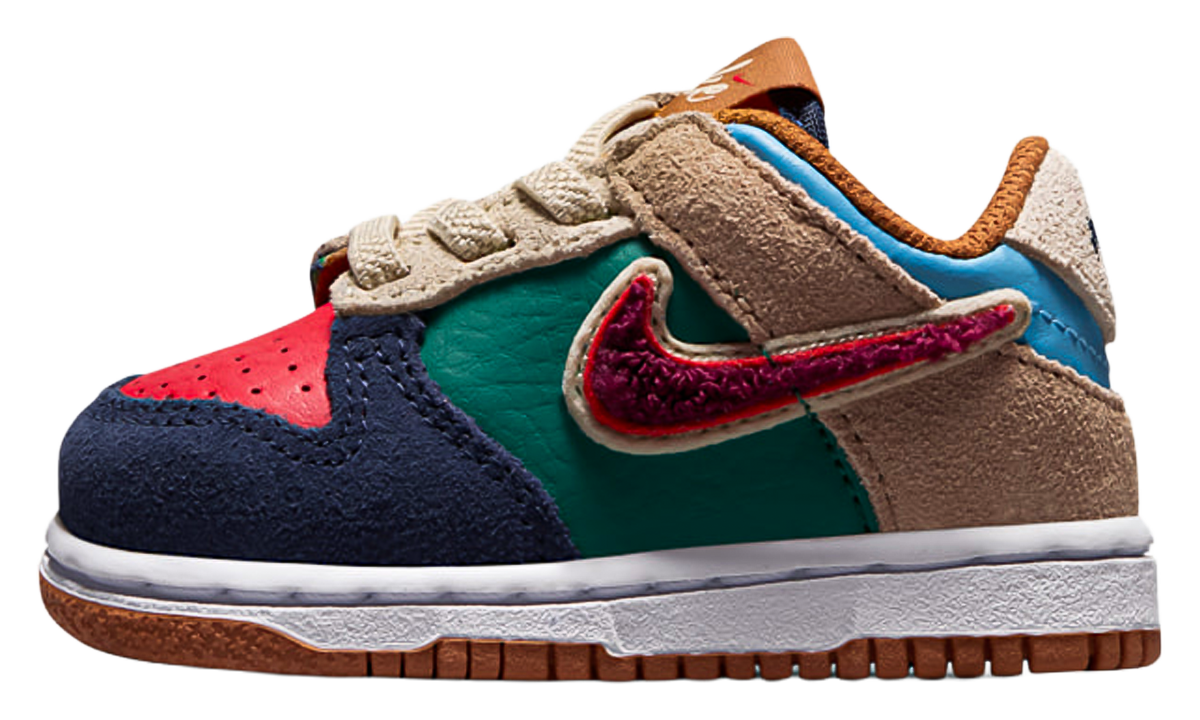 Dunk Low TD "Midnight Navy / Green Noise / Linen / Speed Red" IV6200 410