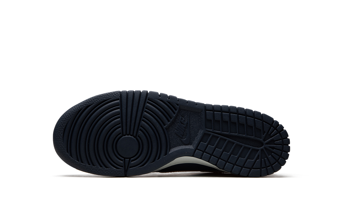 Dunk Low Se "Copper Swoosh" DX1663 400