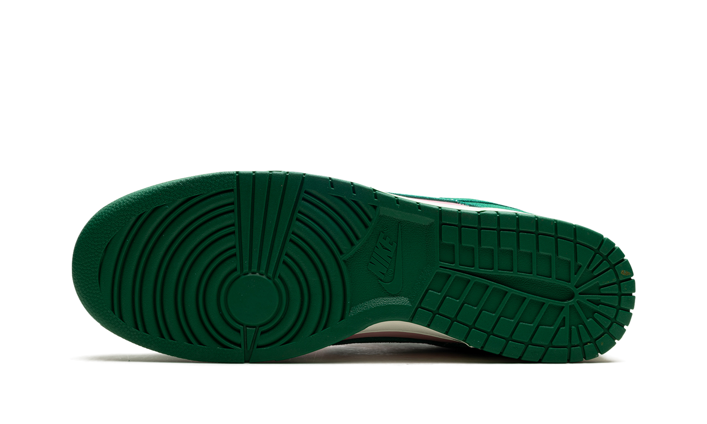 Dunk Low "Back 9 - Masters" FZ0549 600