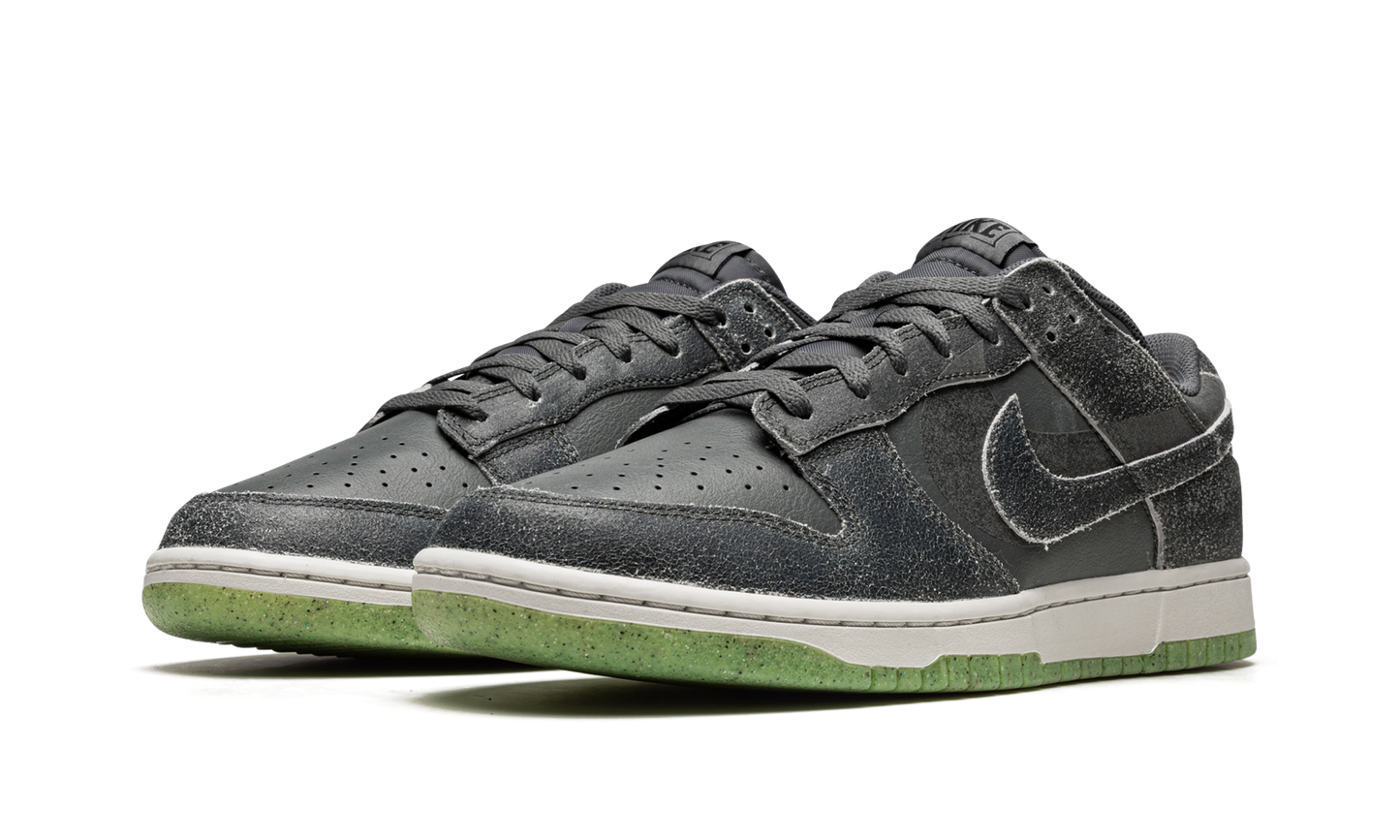Dunk Low Retro PRM "Halloween 2022" DQ7681 001