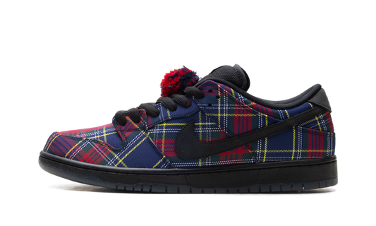 SB Dunk Low "Nardwuar" II1493 600