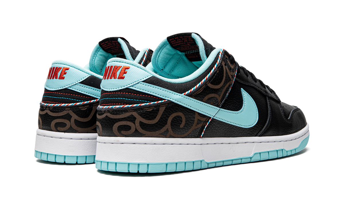 Dunk Low "Barbershop" DH7614 001