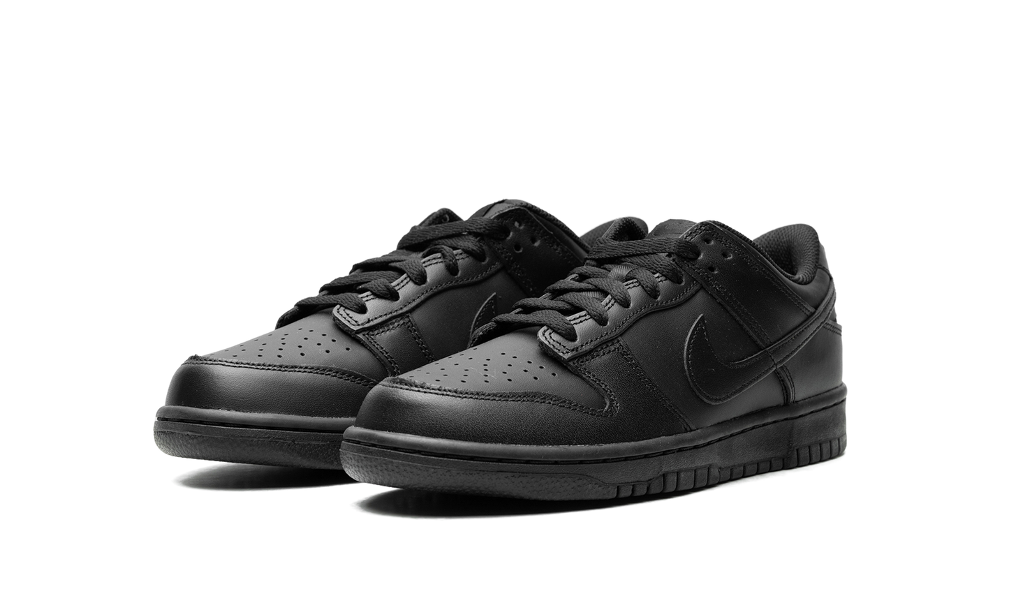 Dunk Low GS "Triple Black" FB9109 009