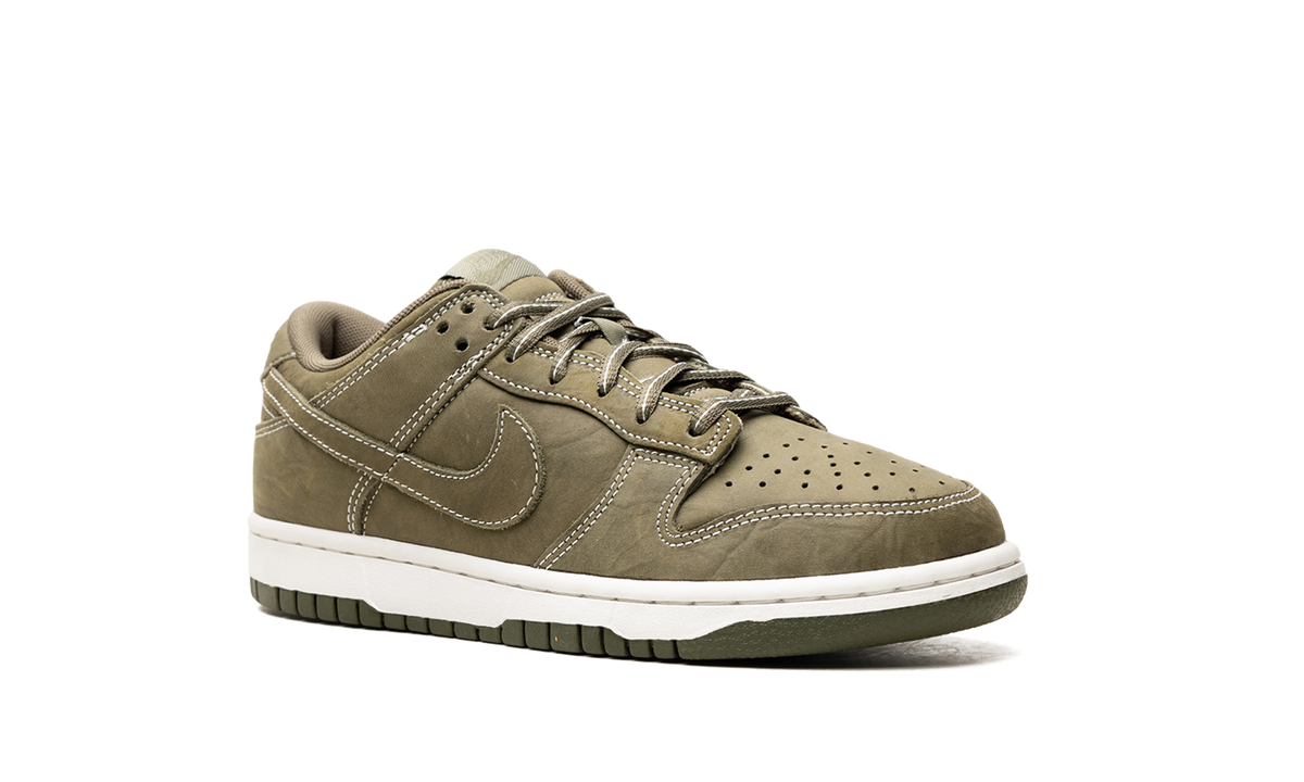 Dunk Low "Medium Olive Summit White" IO4550 200