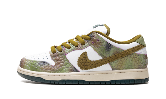 SB Dunk Low "Alexis Sablone - Chameleon" HJ3386 300