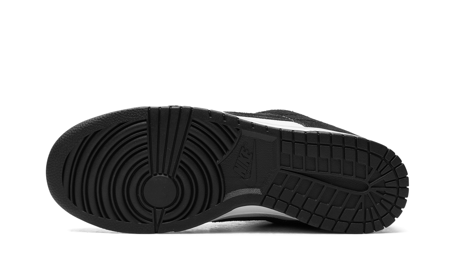 Dunk Low "Suede Panda" FQ8249 100