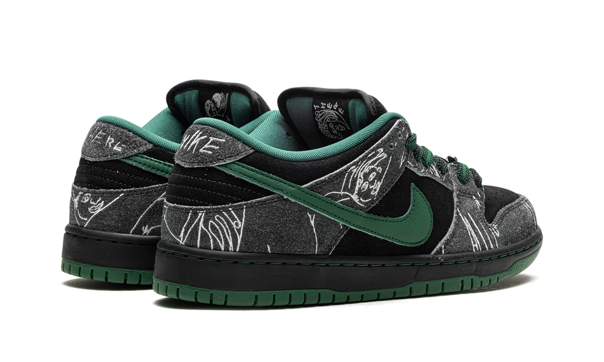 SB Dunk Low "There Skateboards" HF7743 001