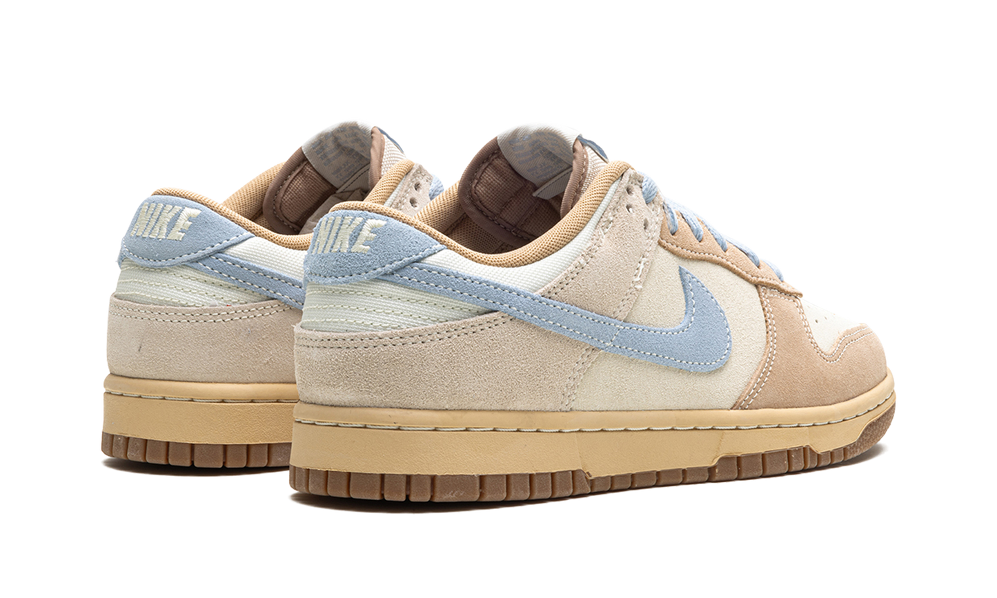 Nike Dunk Low "Sanddrift Armory Blue" HF0106 100