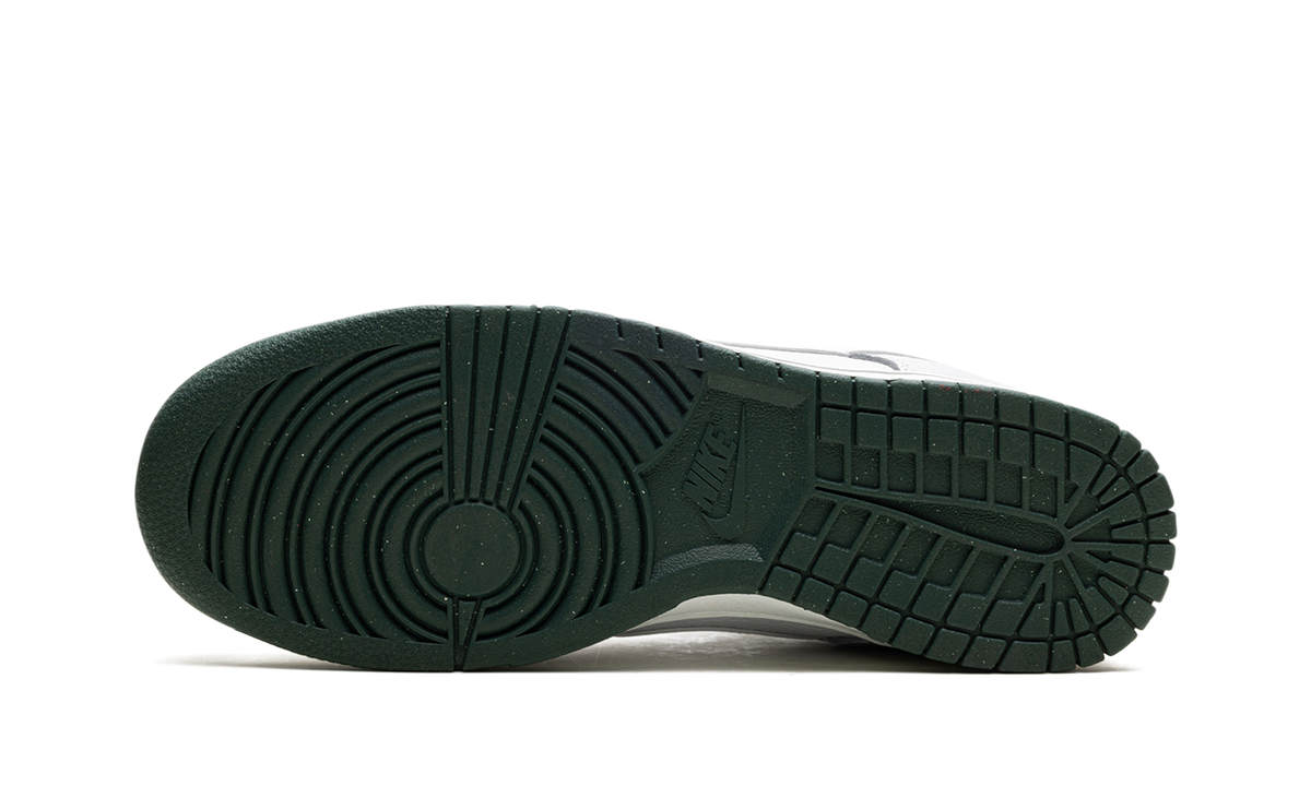 NIKE DUNK LOW "VINTAGE GREEN" HF2874 001