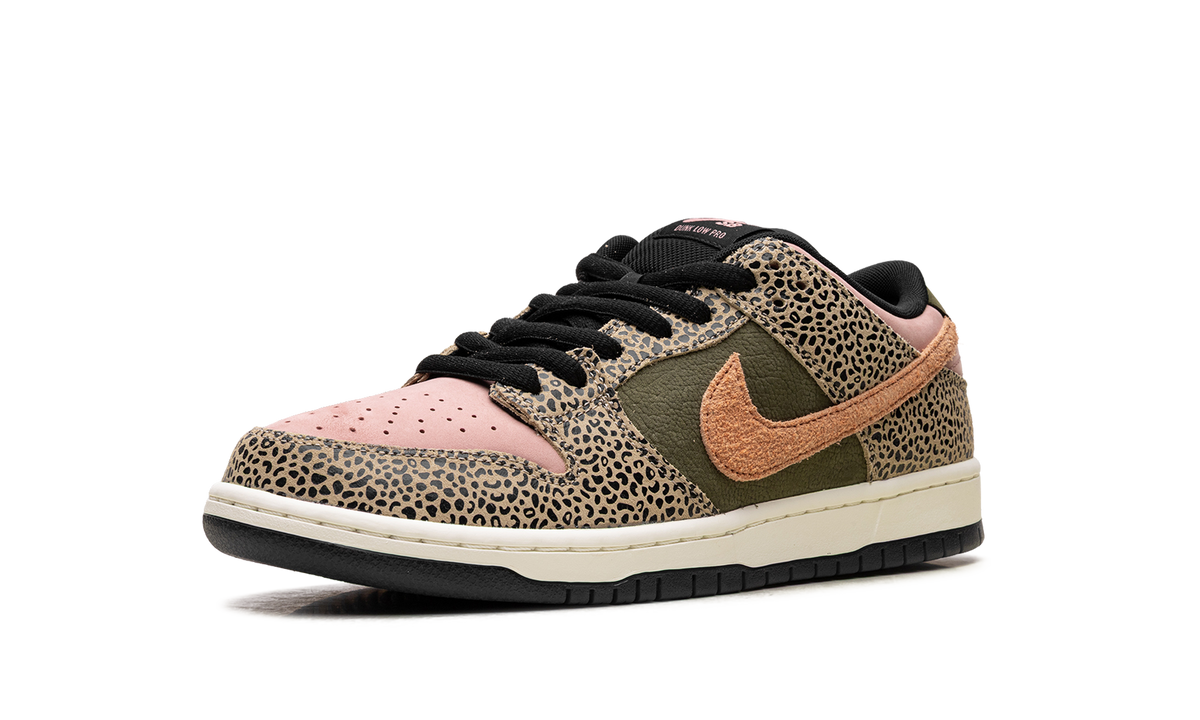 SB Dunk Low "Arts-Rec" IH3211 200