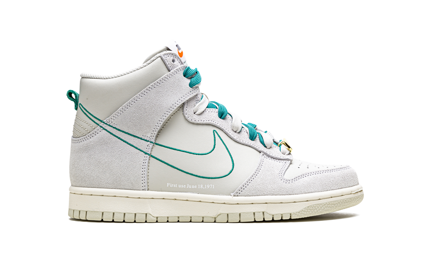 Dunk High SE GS "First Use - Green Noise" DD0733 001