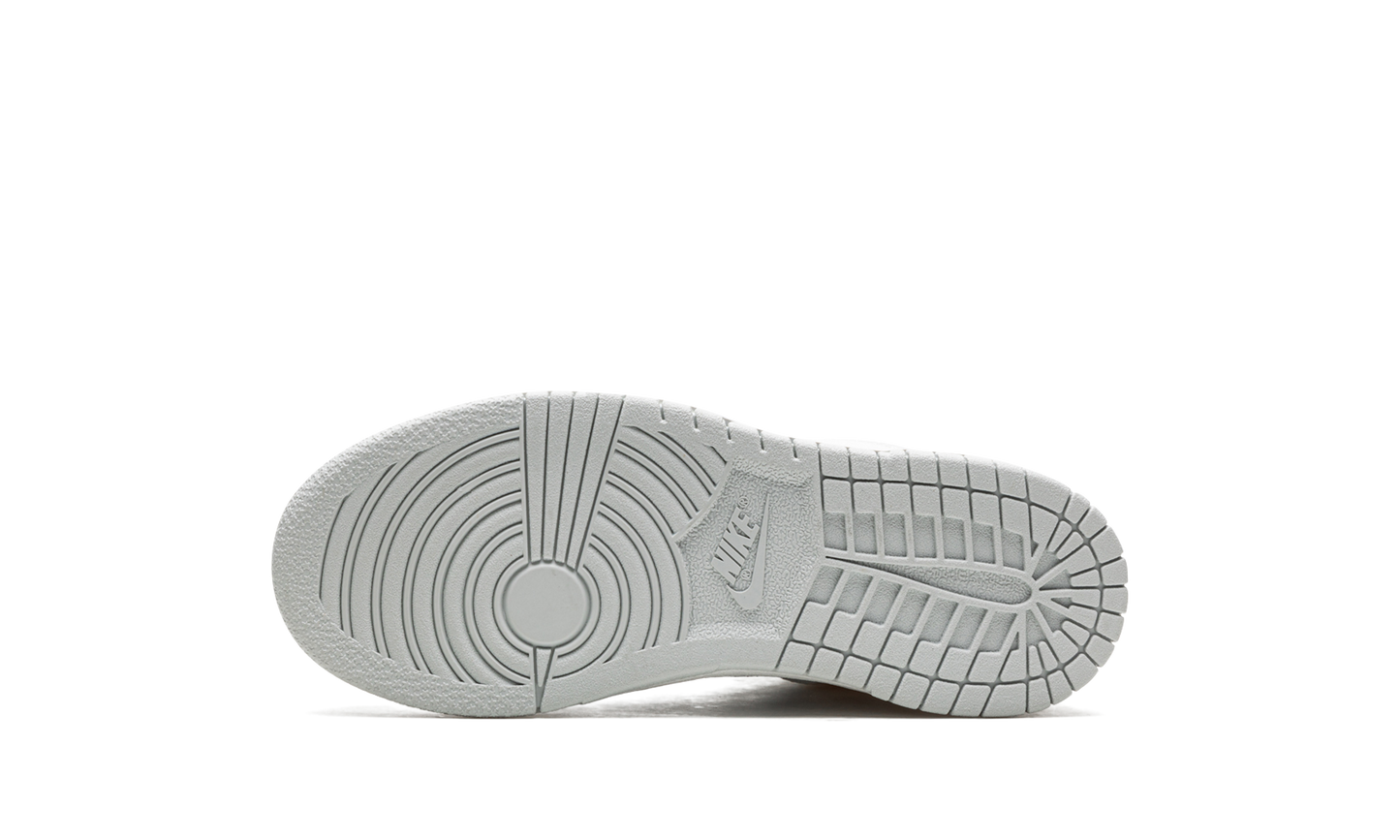 Dunk High PS "SUMMIT WHITE PURE PLATINUM" DD2314 107