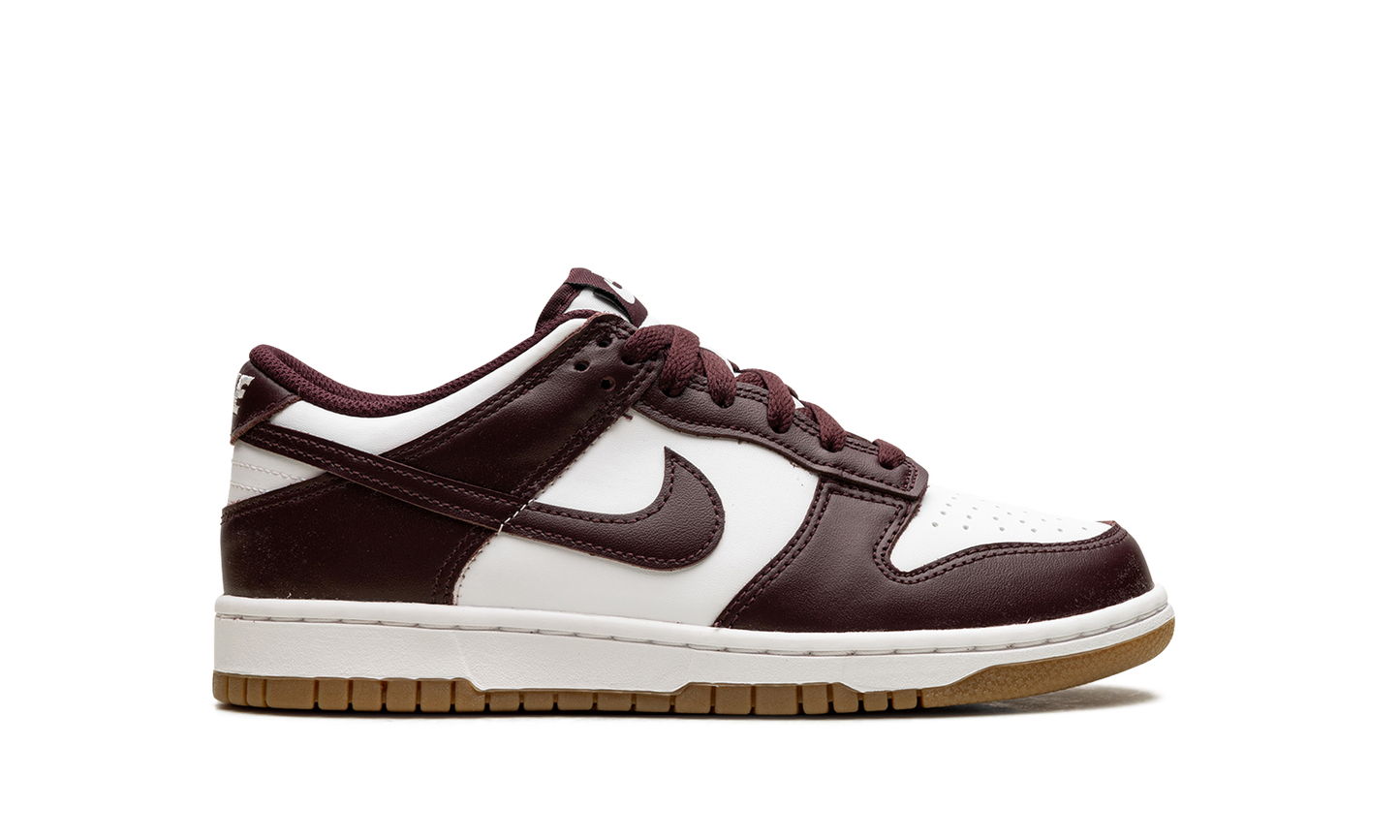 Dunk Low "Burgundy Crush Gum" HJ9282 100