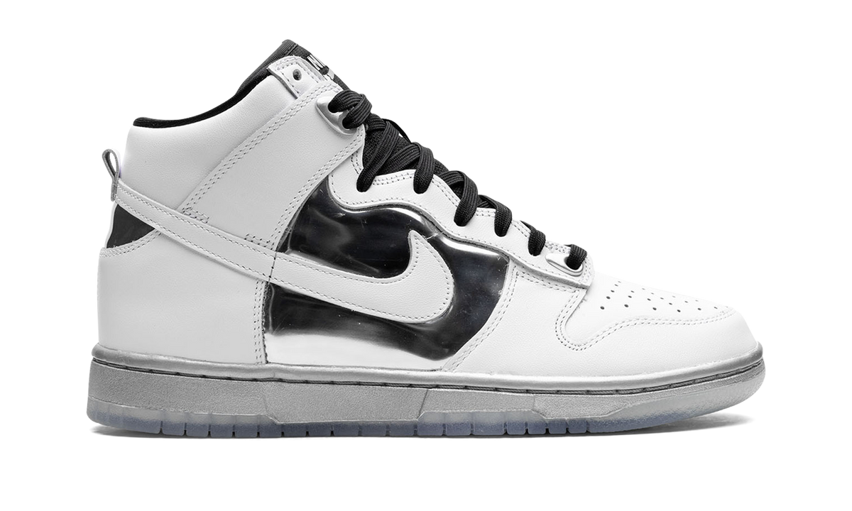 Dunk High SE WMNS "Chrome" DX5928 100