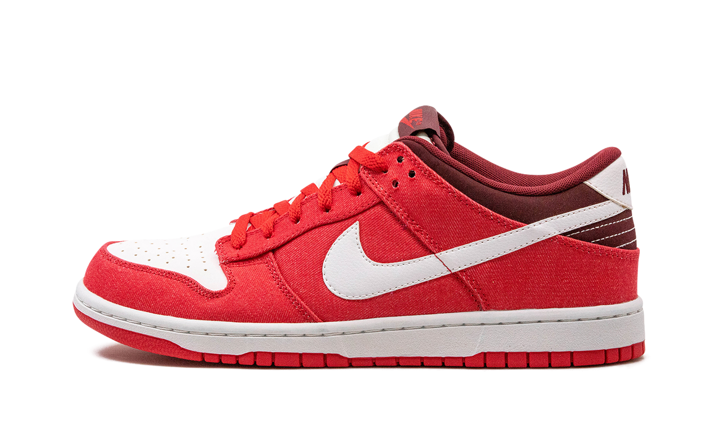 Dunk Low "Hyper Red" 318019 604