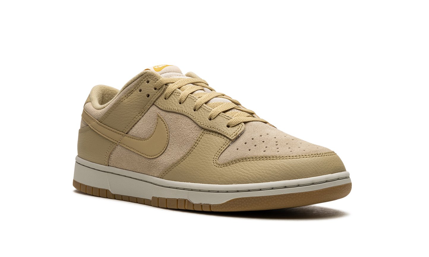 Dunk Low "Khaki / Gum" DZ4513 200