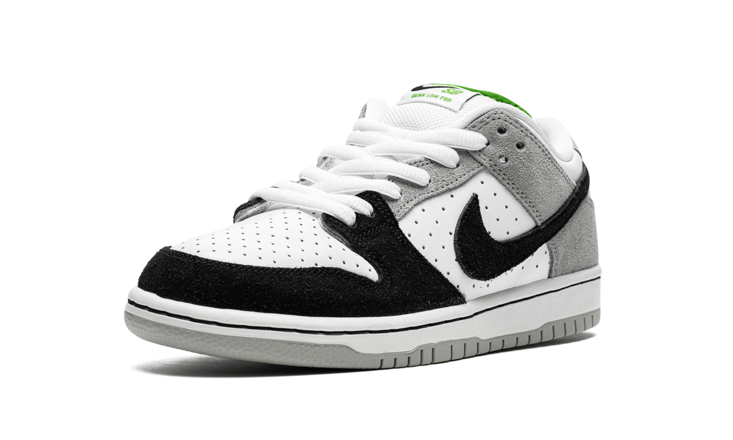 SB Dunk Low Pro "Chlorophyll" BQ6817 011