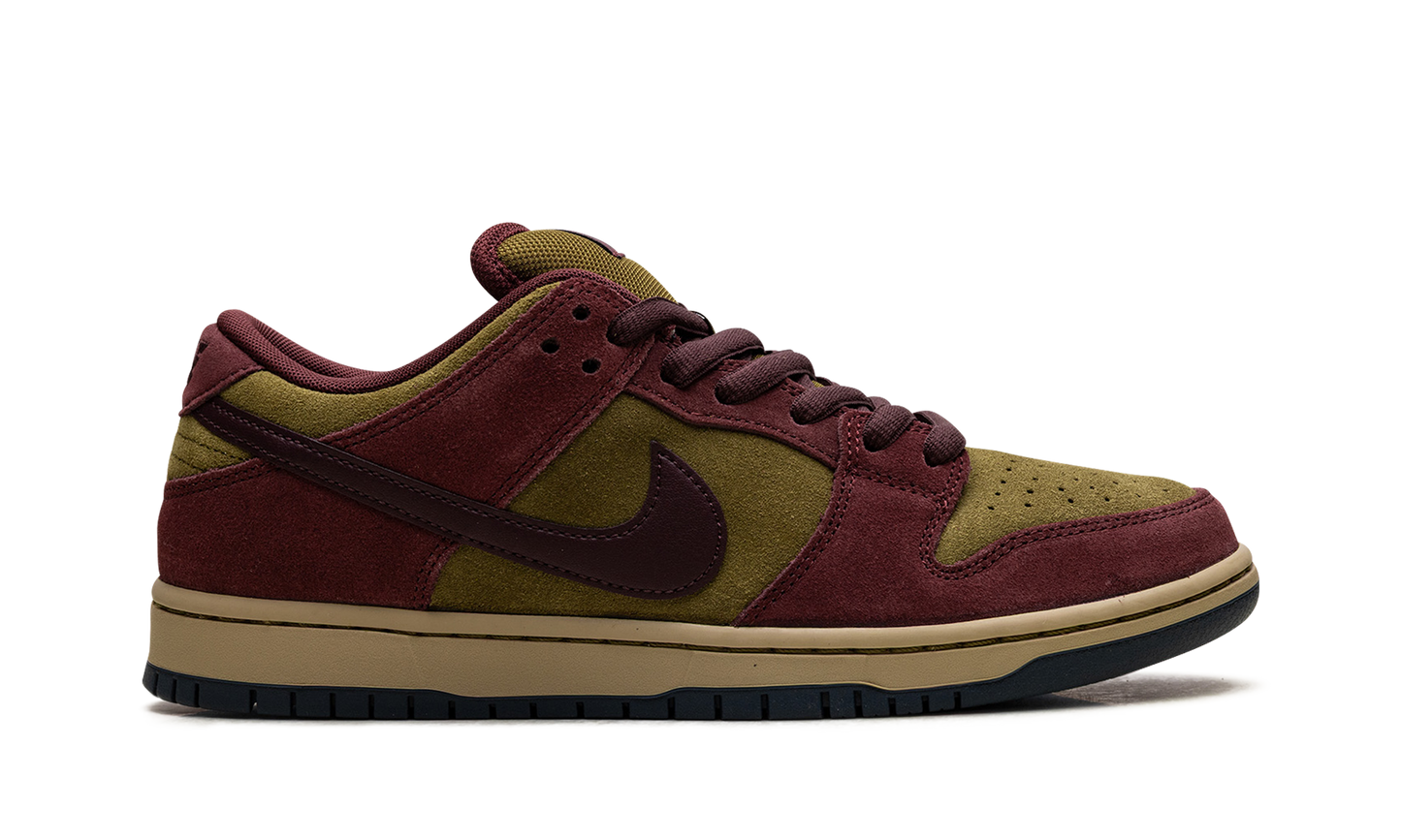 SB Dunk Low "Burgundy Crush / Olive Flak" HQ1625 600